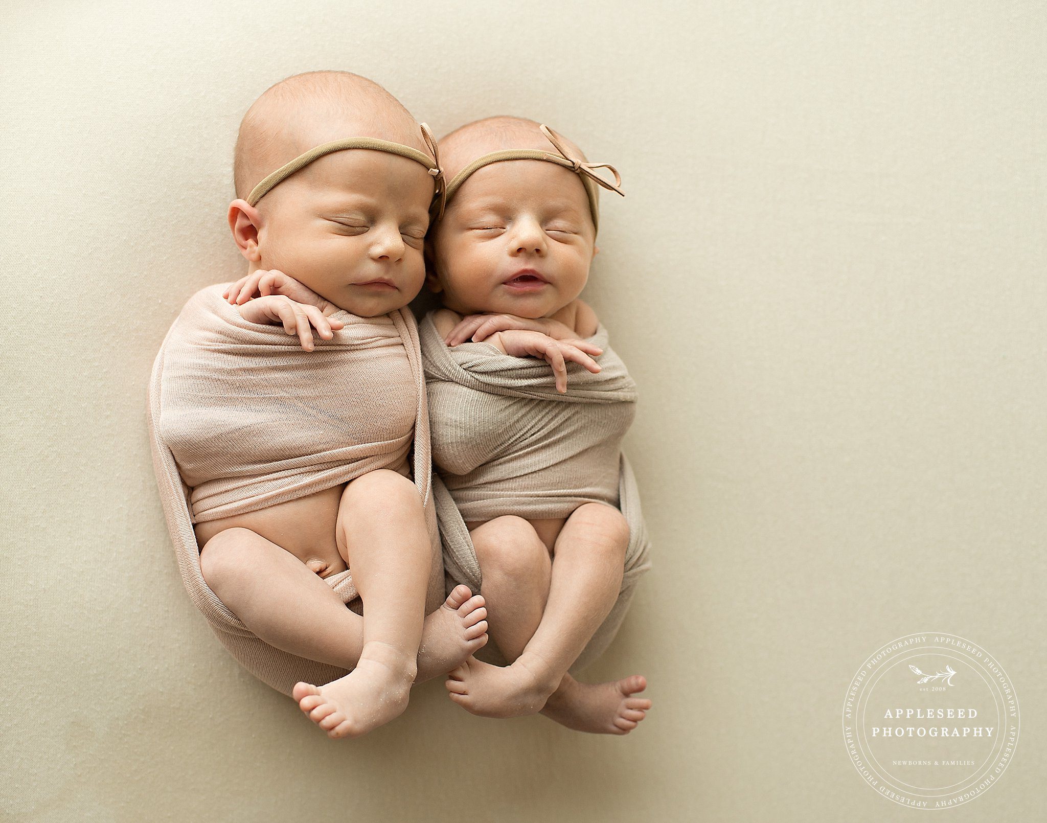 Atlanta Twin Photographer | Avery and Hayden | Appleseed Photography